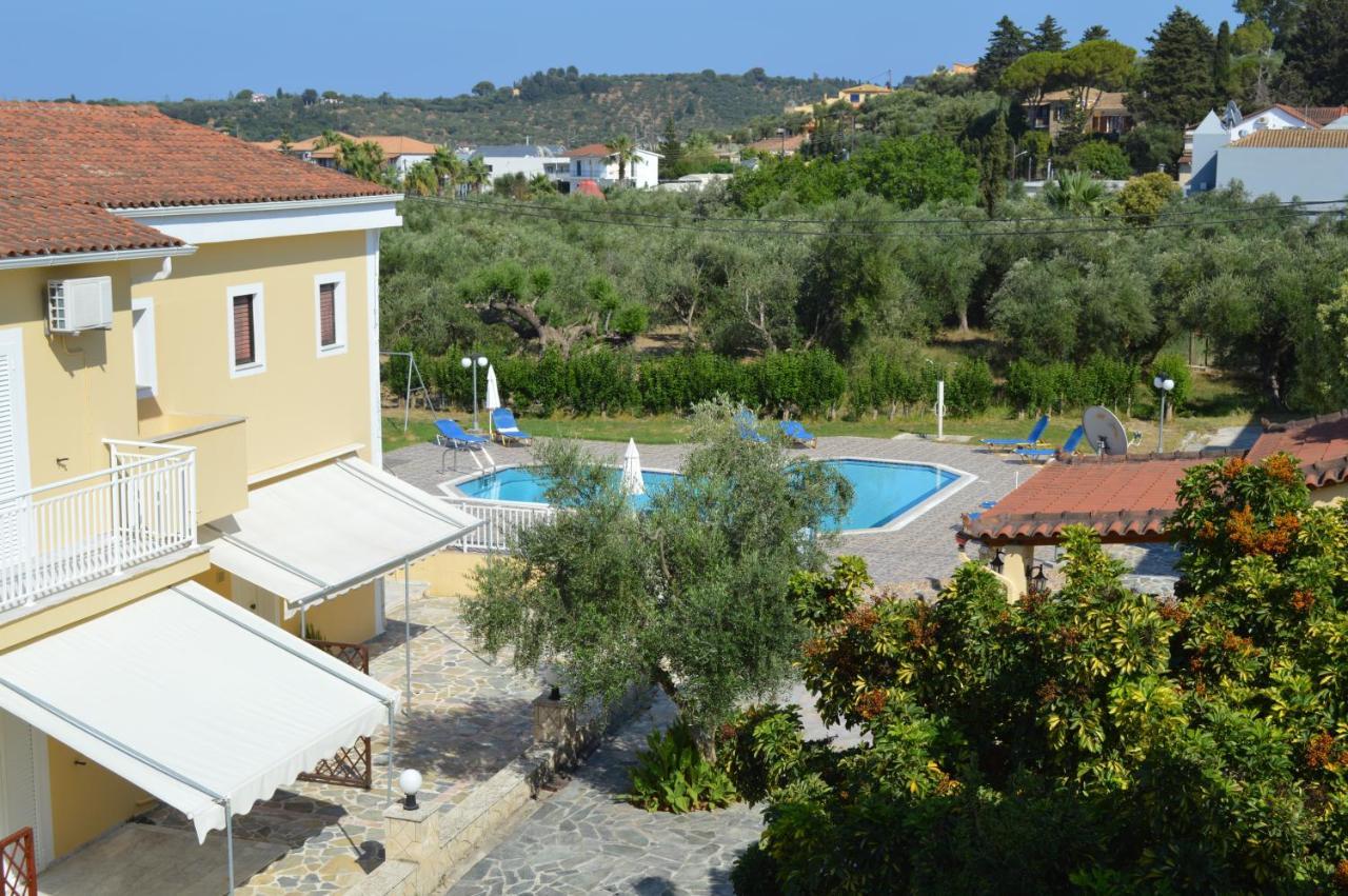 Panagiotis I & Ii Stds And Apts Apartmán
